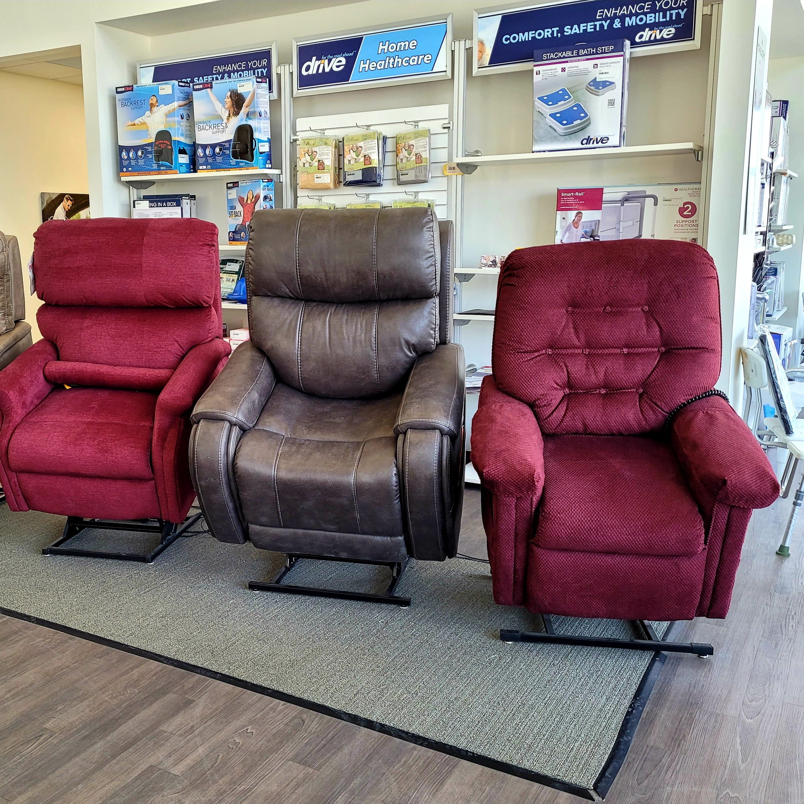 Barrie showroom - power lift recliners